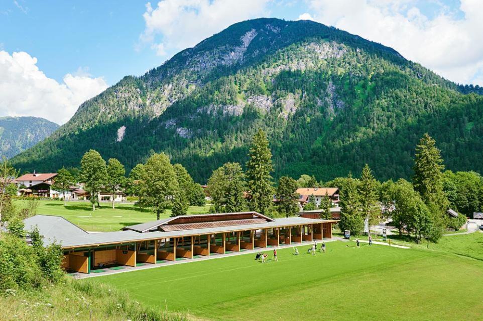 Urban Mountain Chalet With Lake View Maurach  Exterior foto